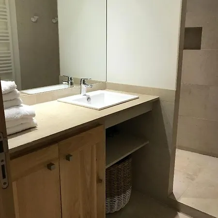 Village - Duplex Lumineux Avec Vue Magnifique Sur Les Toits * Saint-Tropez