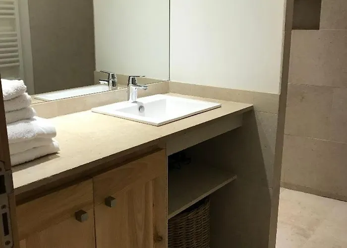 Village - Duplex Lumineux Avec Vue Magnifique Sur Les Toits * Saint-Tropez